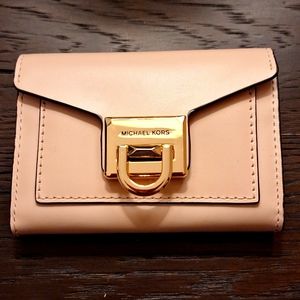 Michael Kors change purse